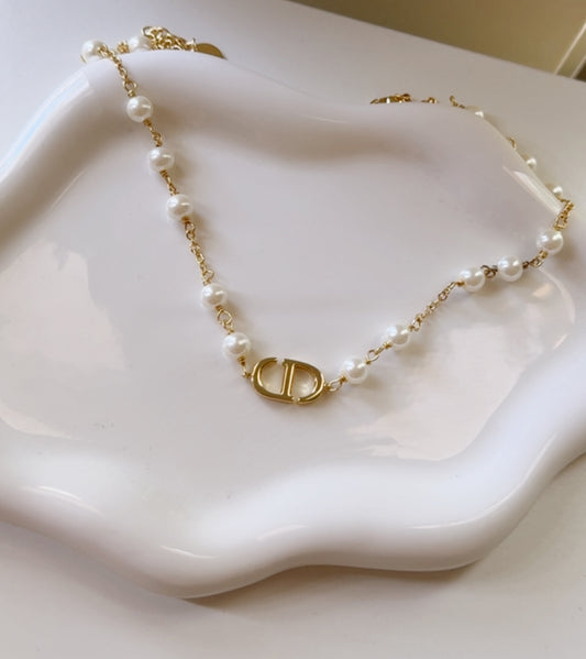 Pearl of love necklace